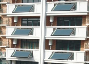 陽臺壁掛太陽能熱水器成中高層建筑節能首選